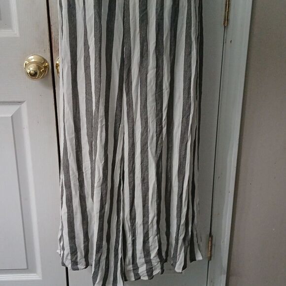 LA Charme U strapless gray white wide leg jumpsuit  Sz S EUC - Picture 2 of 7